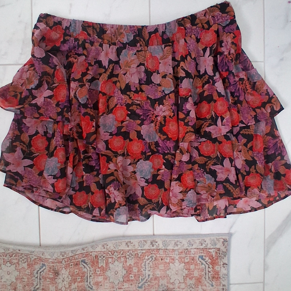 Torrid Size 2 Floral Tiered Mini Skirt